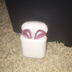 Android air pods:) 4196856787